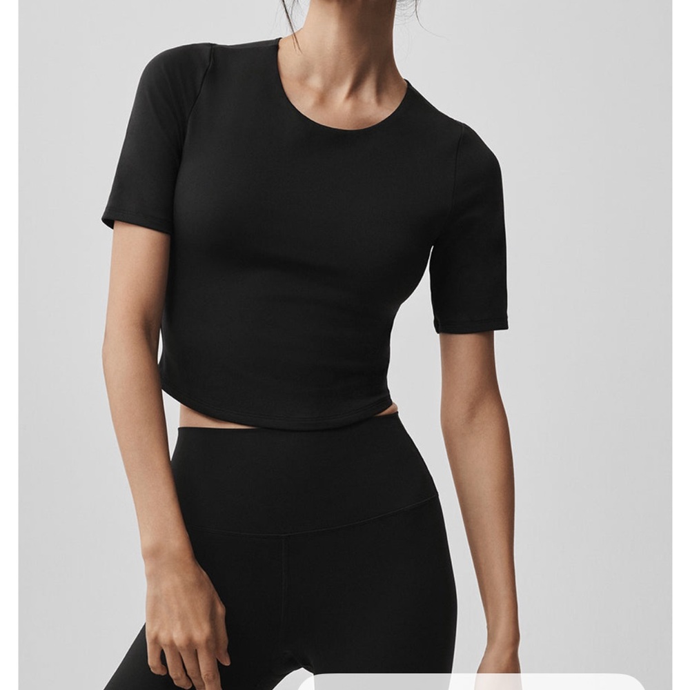 ALO Yoga Black Softsculpt Precision Half Sleeve Tee Size XS BRAND NEW TAGS